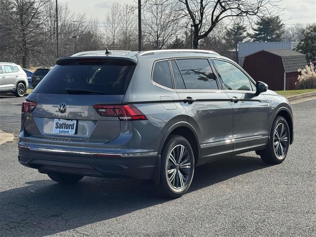 new 2024 Volkswagen Tiguan car, priced at $30,461