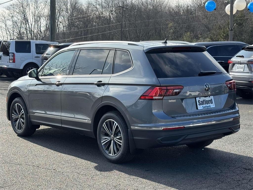 new 2024 Volkswagen Tiguan car, priced at $30,461