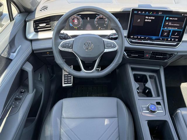 new 2025 Volkswagen Tiguan car, priced at $39,659