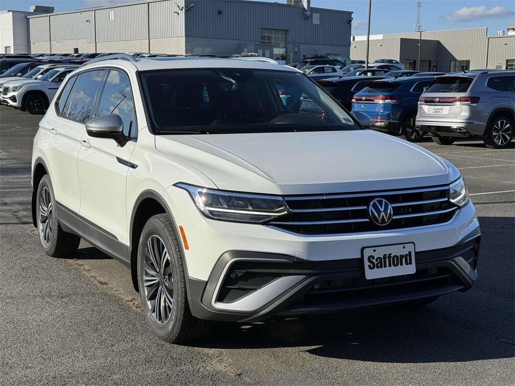 new 2024 Volkswagen Tiguan car, priced at $34,751