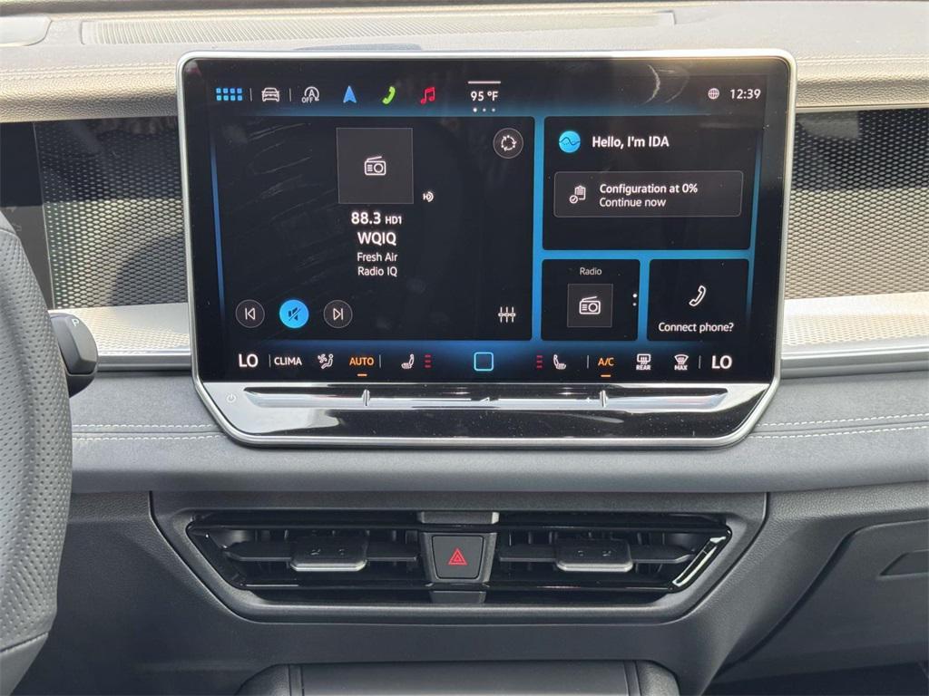 new 2025 Volkswagen Tiguan car, priced at $37,051