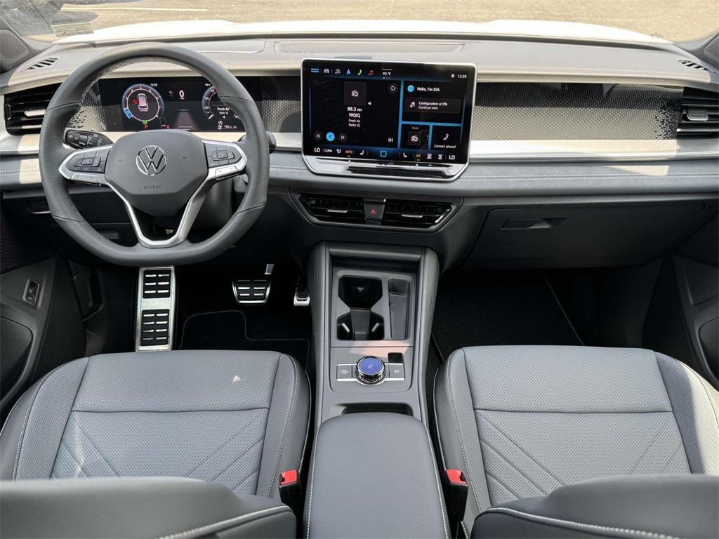 new 2025 Volkswagen Tiguan car, priced at $37,051