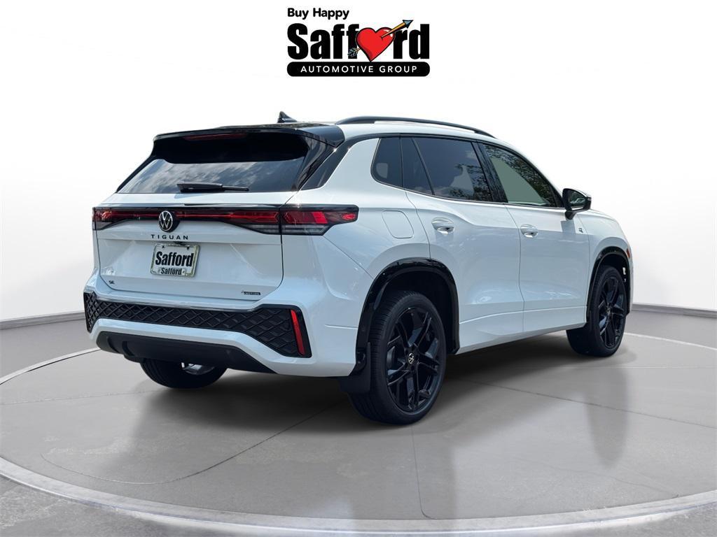 new 2025 Volkswagen Tiguan car, priced at $37,051