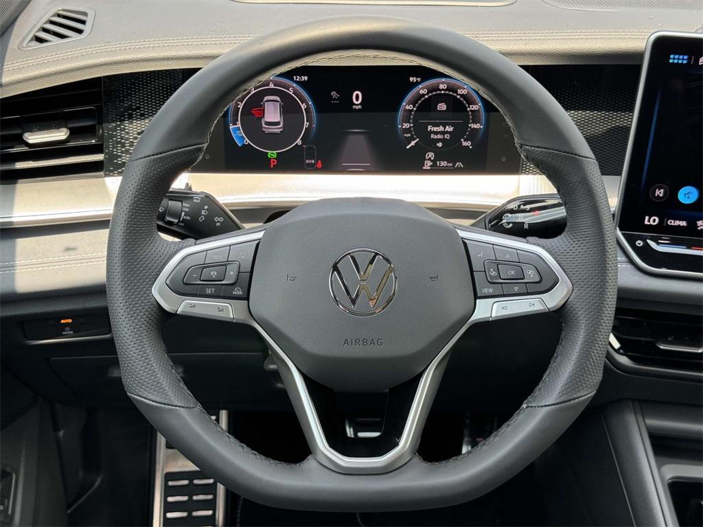 new 2025 Volkswagen Tiguan car, priced at $37,051