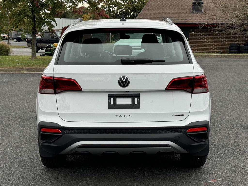 new 2024 Volkswagen Taos car, priced at $27,601