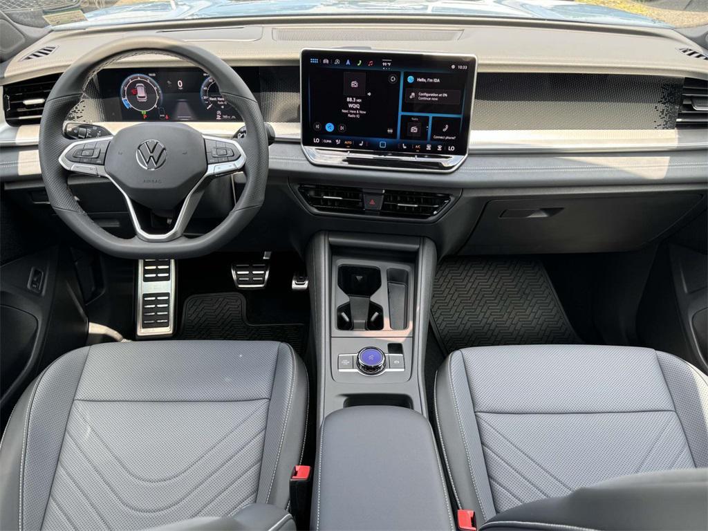 new 2025 Volkswagen Tiguan car, priced at $36,941