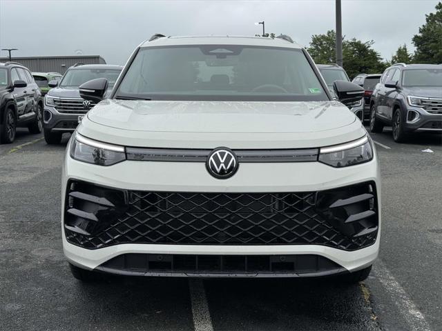 new 2025 Volkswagen Tiguan car, priced at $39,659