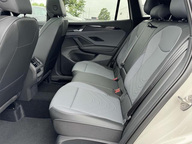 new 2025 Volkswagen Tiguan car, priced at $39,659