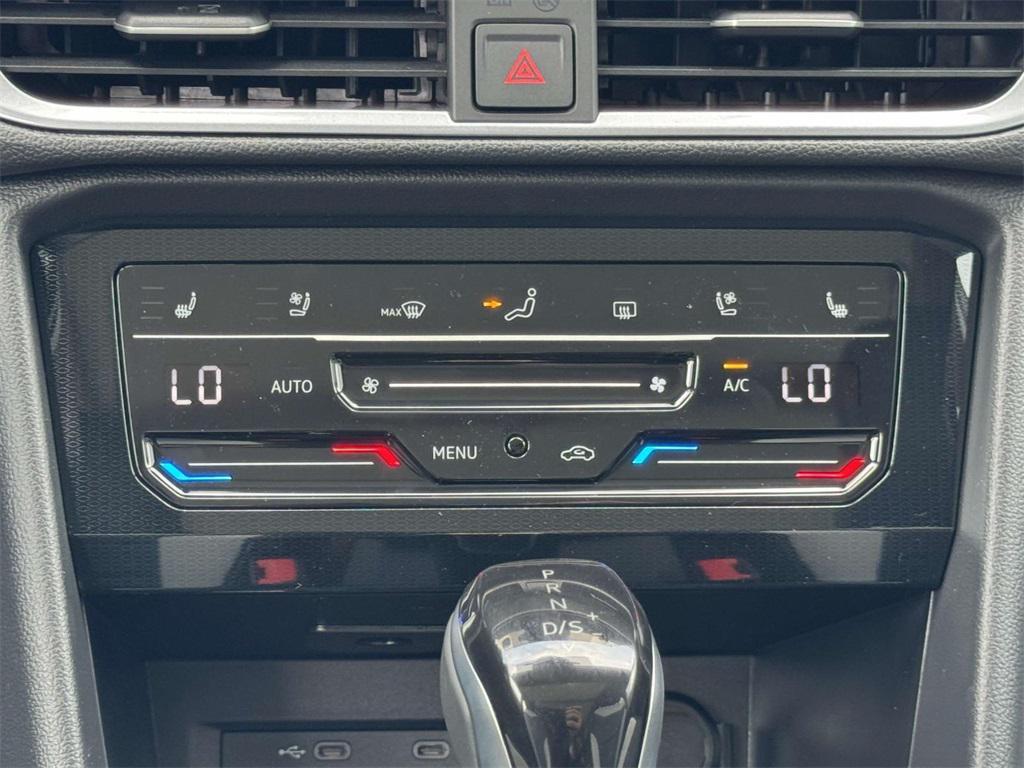 new 2025 Volkswagen Taos car, priced at $33,916