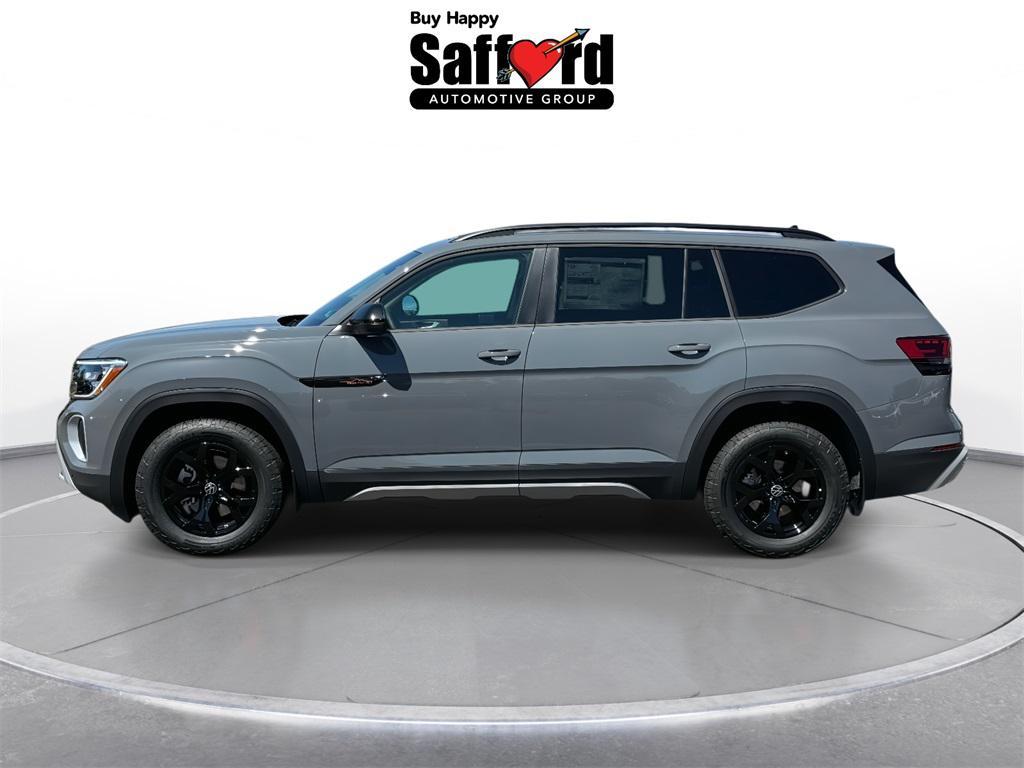 new 2025 Volkswagen Atlas car, priced at $48,171