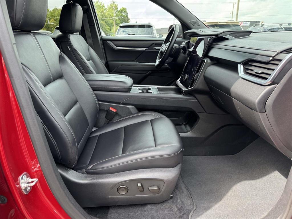 used 2024 GMC Acadia car, priced at $37,991