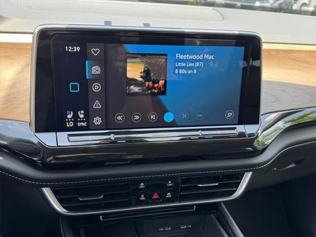 used 2025 Volkswagen Atlas car, priced at $38,854