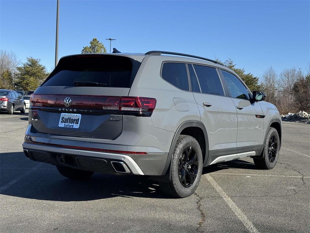 new 2025 Volkswagen Atlas car, priced at $48,306