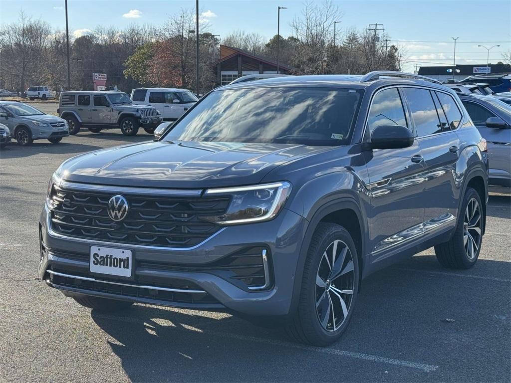 new 2025 Volkswagen Atlas car, priced at $55,959