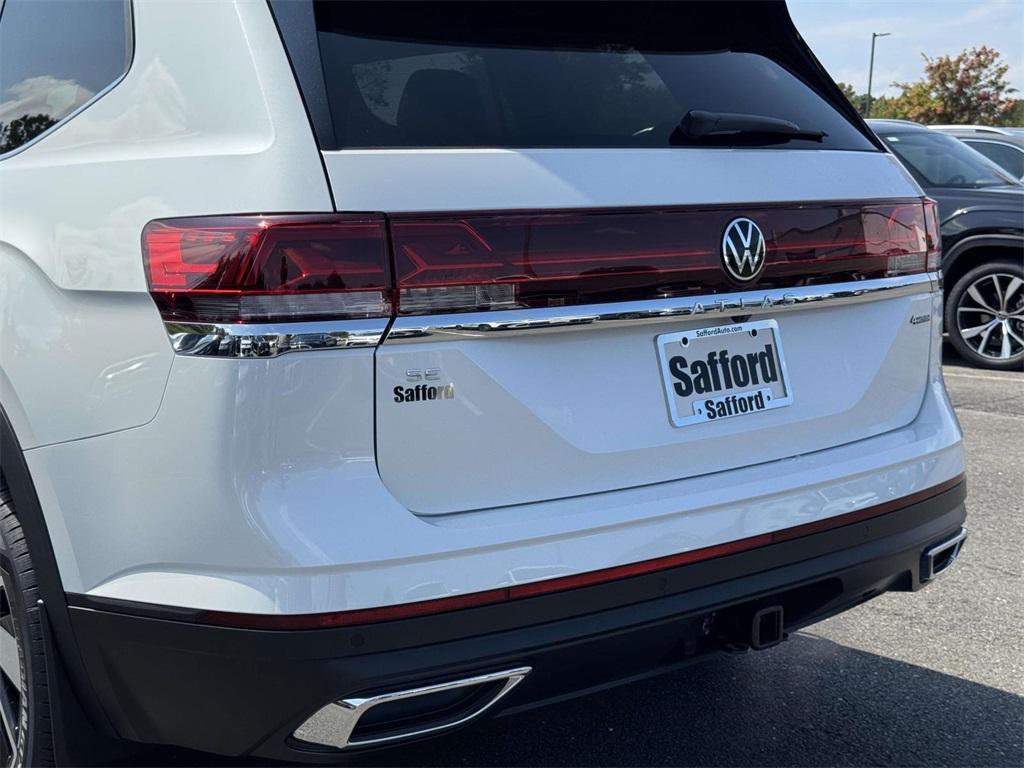 new 2026 Volkswagen Atlas car, priced at $49,404