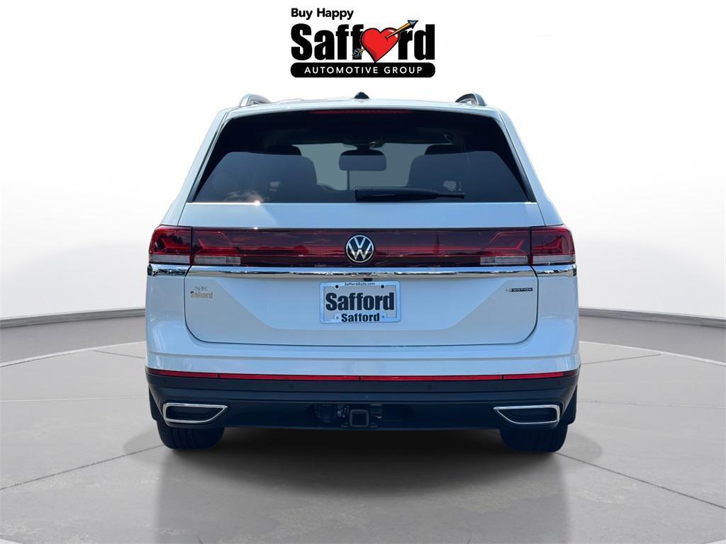 new 2026 Volkswagen Atlas car, priced at $49,404