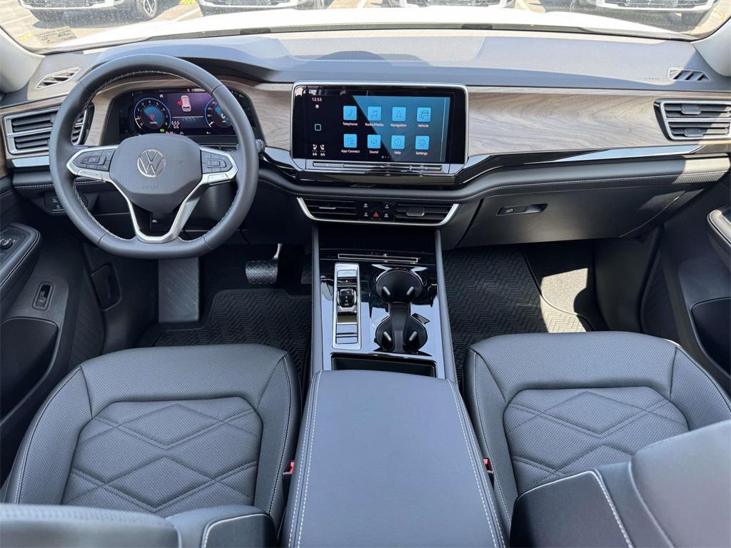 new 2026 Volkswagen Atlas car, priced at $49,404