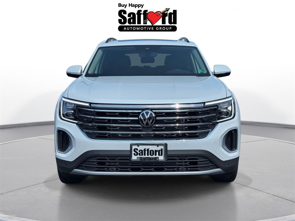 new 2026 Volkswagen Atlas car, priced at $49,404