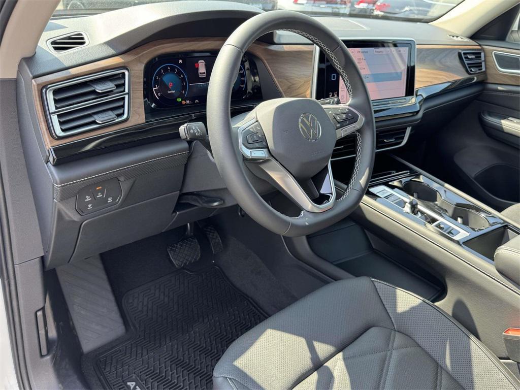 new 2026 Volkswagen Atlas car, priced at $49,404