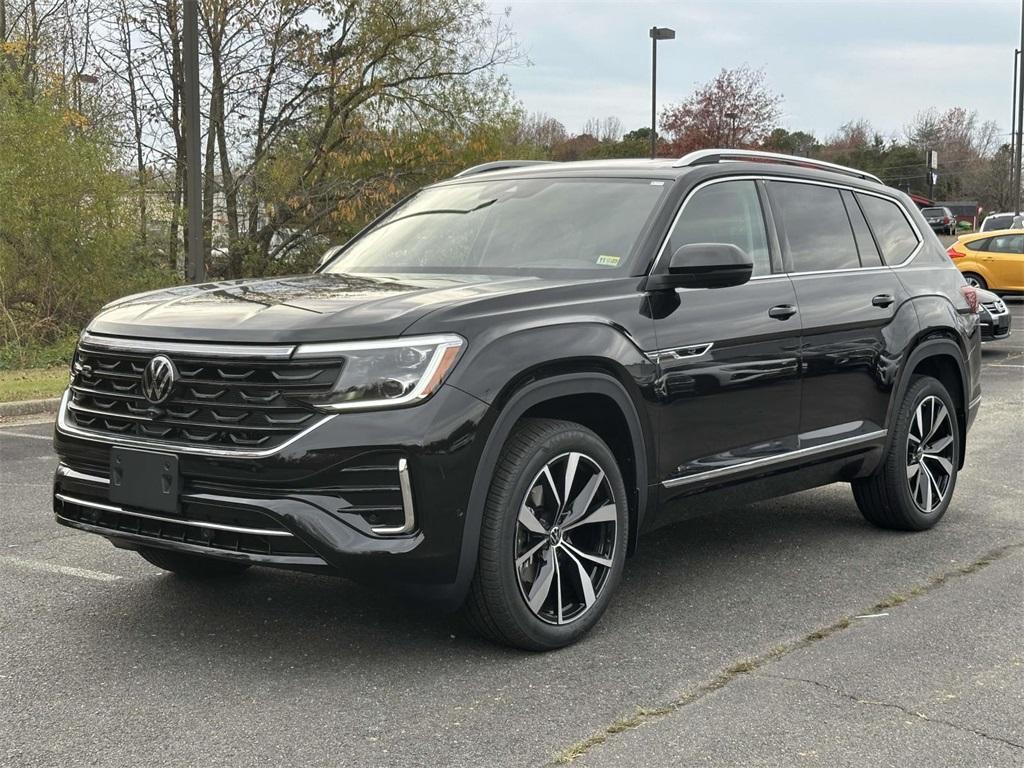 new 2025 Volkswagen Atlas car, priced at $54,639