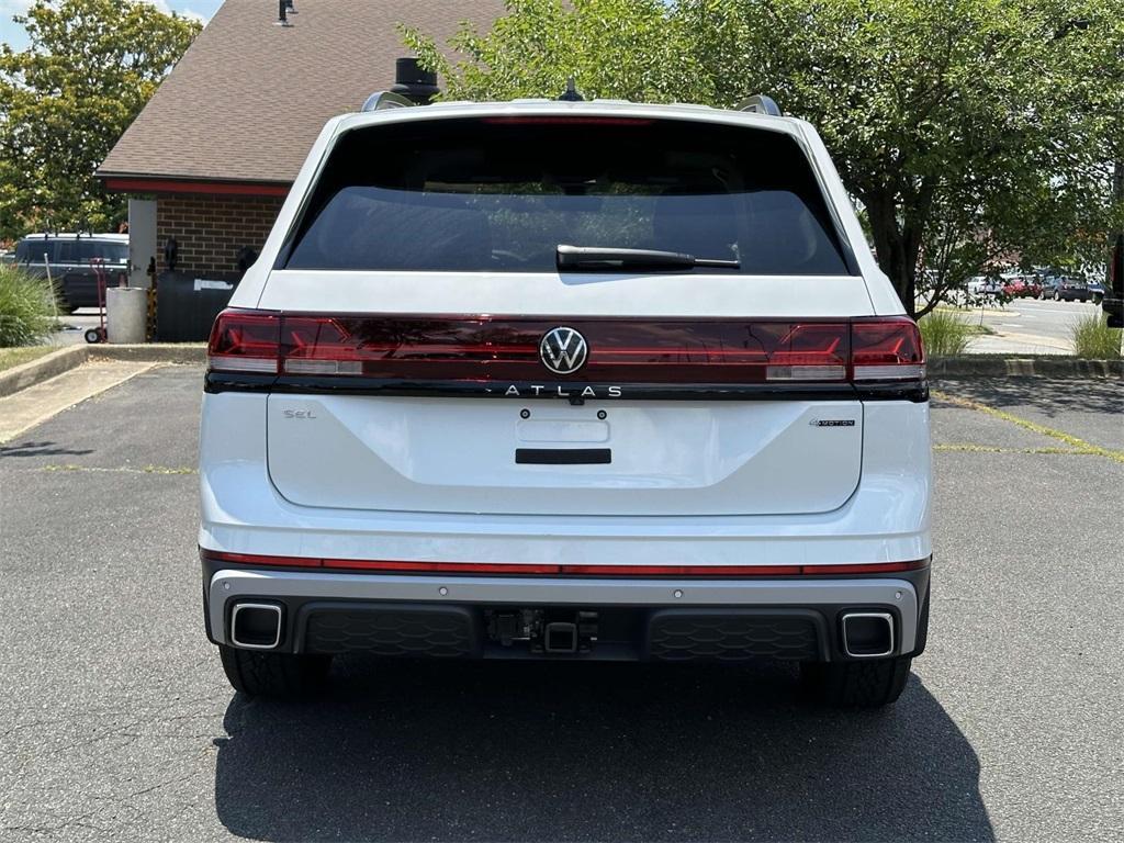 new 2024 Volkswagen Atlas car, priced at $51,976