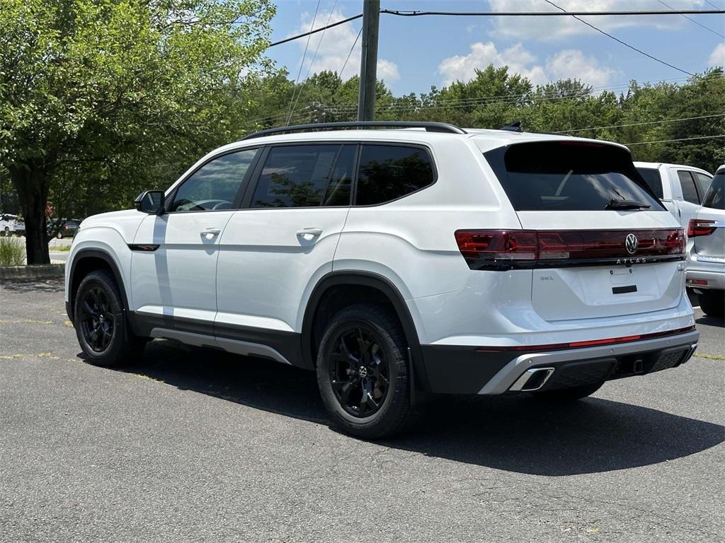 new 2024 Volkswagen Atlas car, priced at $51,976