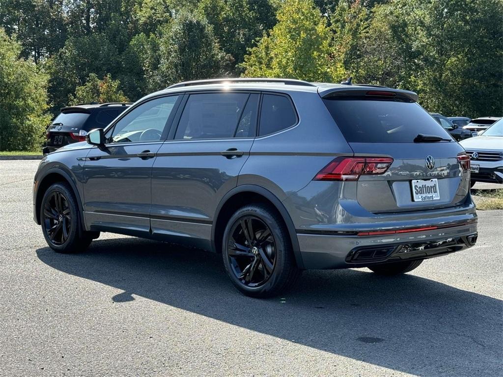 new 2024 Volkswagen Tiguan car, priced at $37,611