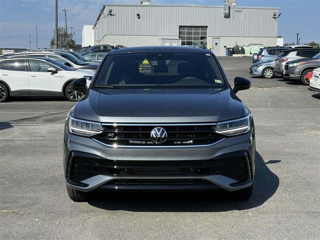 new 2024 Volkswagen Tiguan car, priced at $37,611