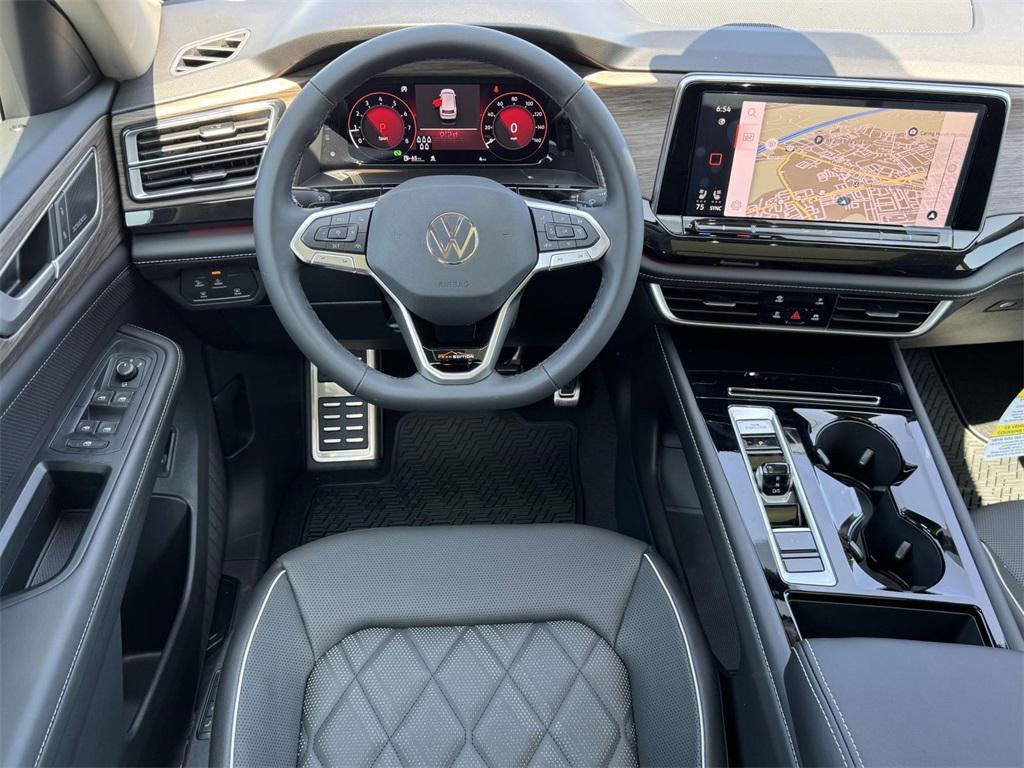 new 2025 Volkswagen Atlas car, priced at $54,721