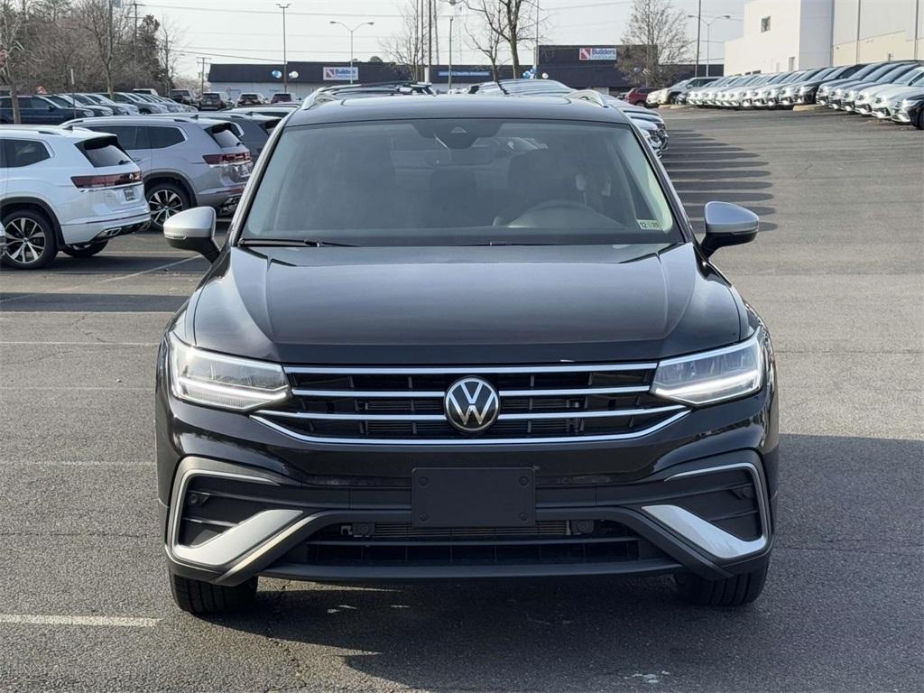 new 2024 Volkswagen Tiguan car, priced at $35,120