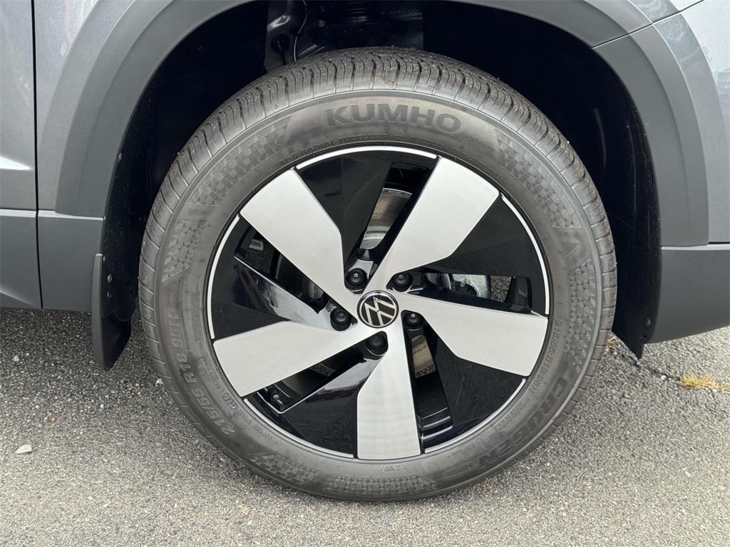 new 2025 Volkswagen Taos car, priced at $26,911