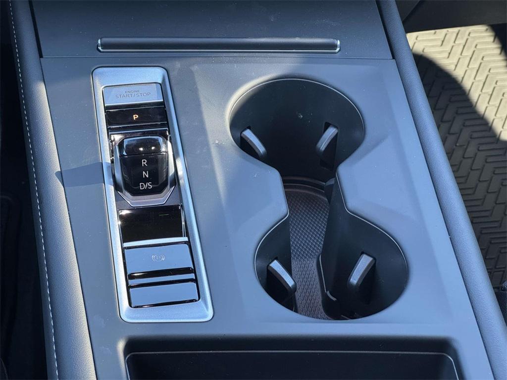 new 2025 Volkswagen Atlas car, priced at $40,957