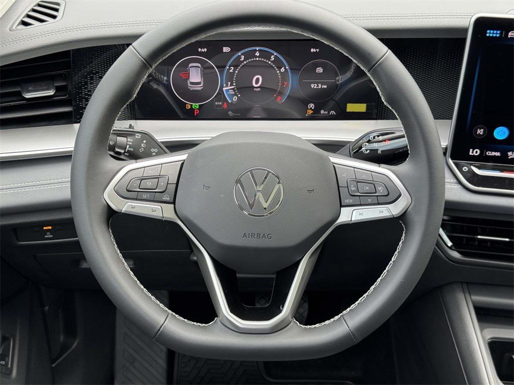 new 2025 Volkswagen Tiguan car, priced at $35,276