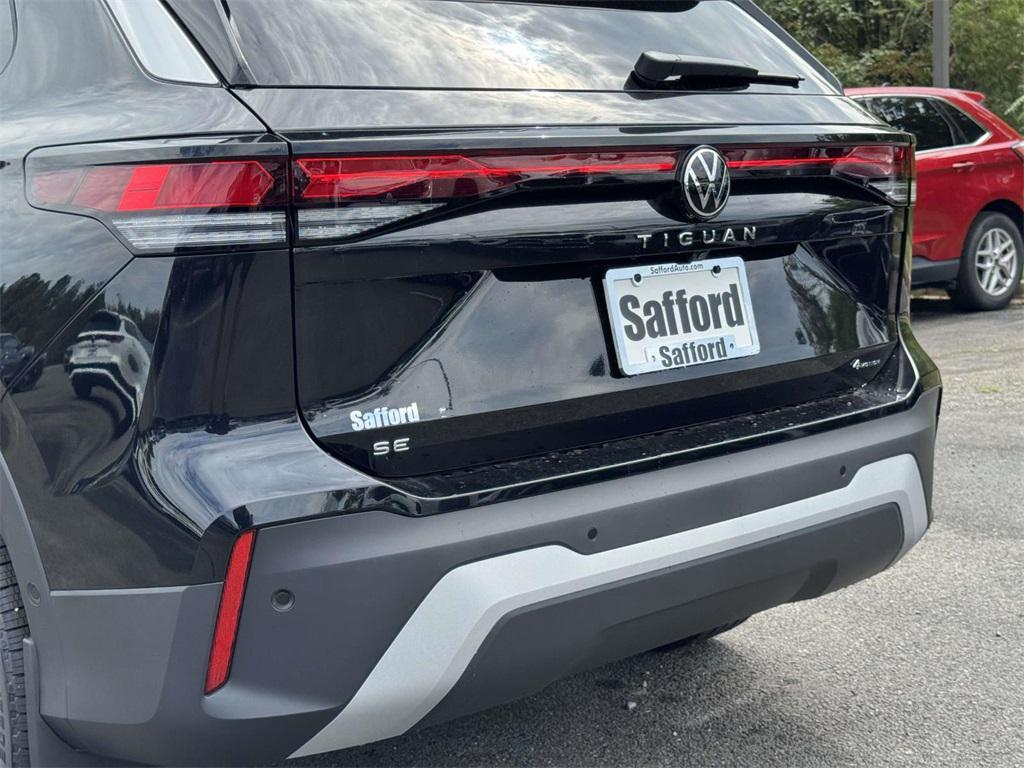 new 2025 Volkswagen Tiguan car, priced at $35,276