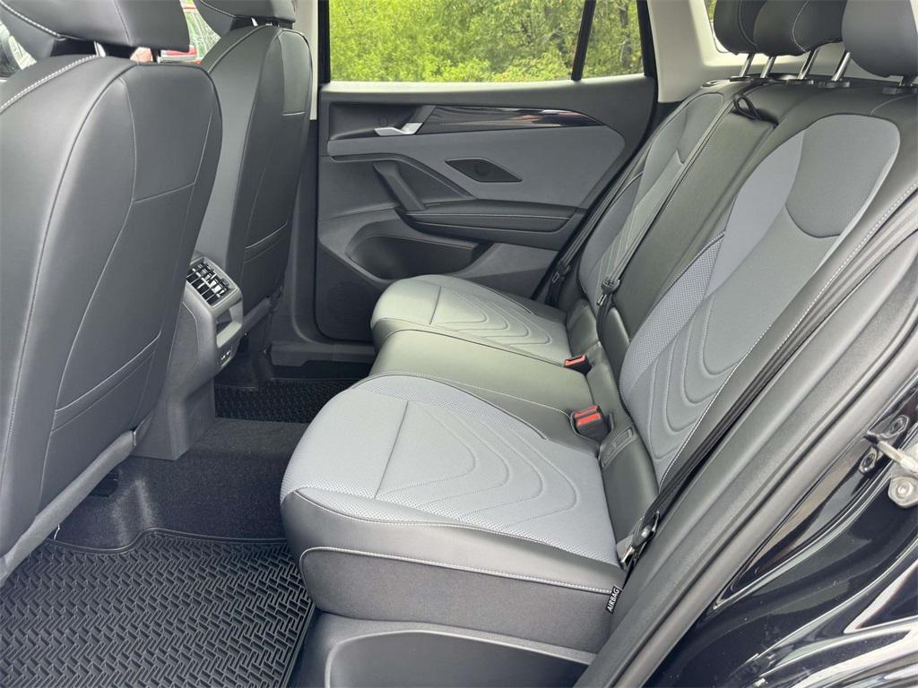 new 2025 Volkswagen Tiguan car, priced at $35,276