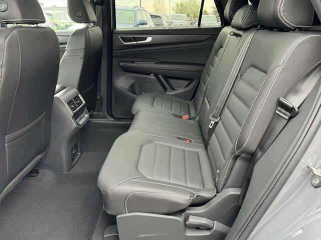 new 2025 Volkswagen Atlas Cross Sport car, priced at $49,020