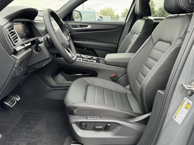 new 2025 Volkswagen Atlas Cross Sport car, priced at $49,020