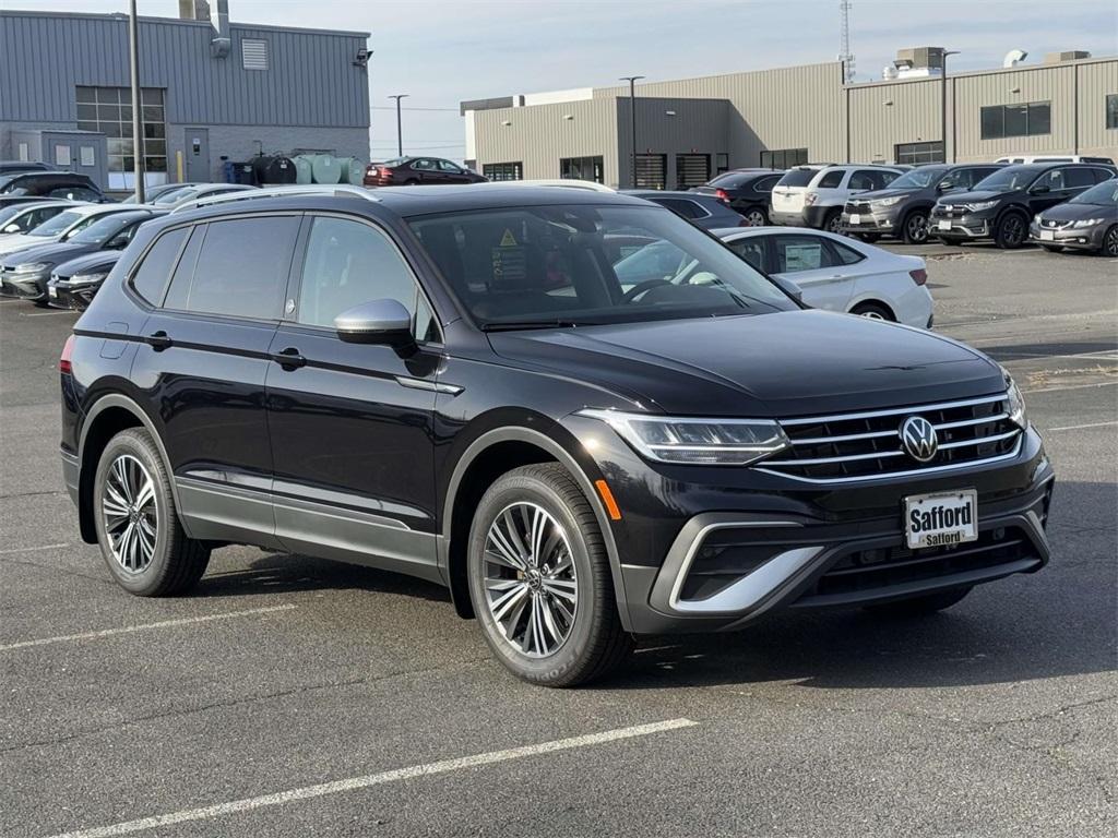 new 2024 Volkswagen Tiguan car, priced at $34,858