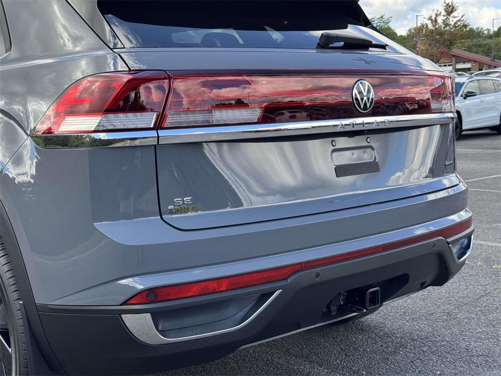 new 2026 Volkswagen Atlas Cross Sport car, priced at $48,001