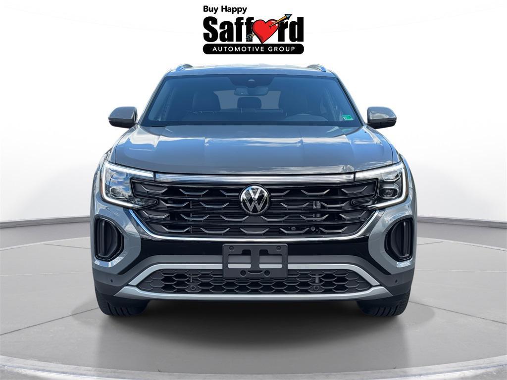 new 2026 Volkswagen Atlas Cross Sport car, priced at $48,001