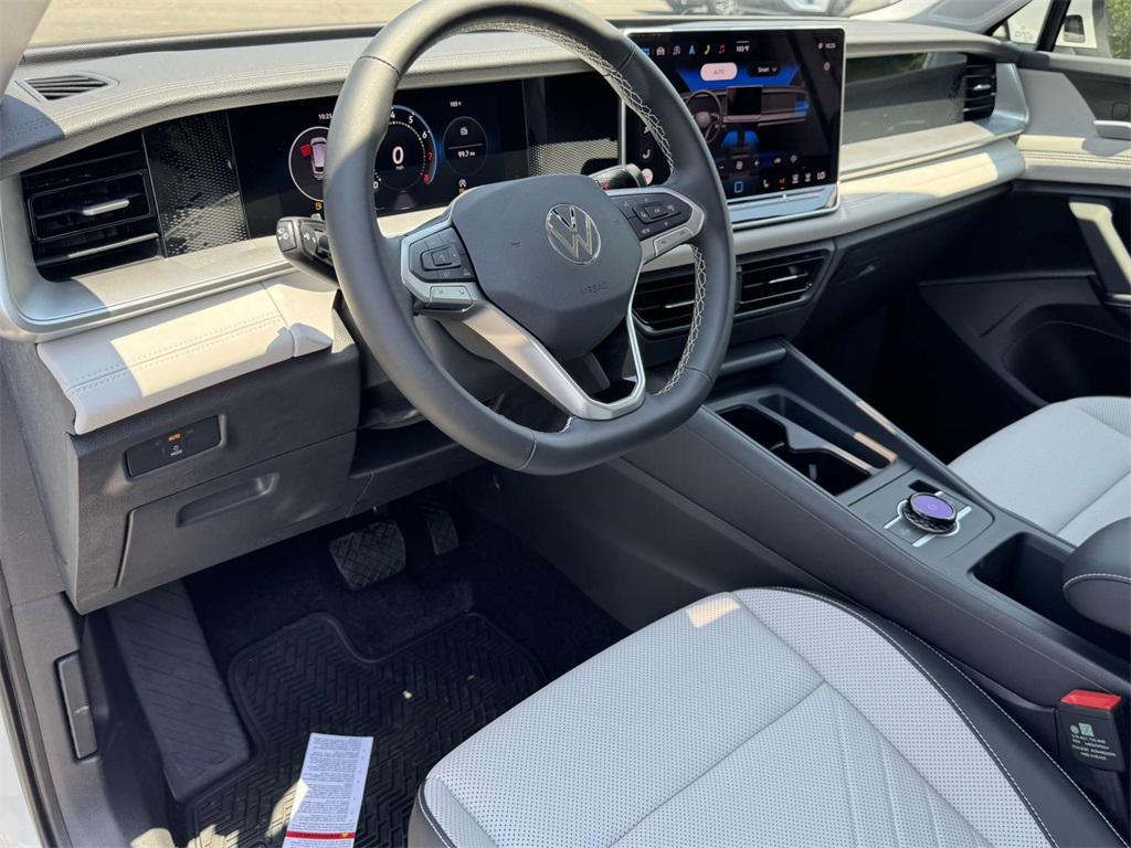 new 2025 Volkswagen Tiguan car, priced at $34,076