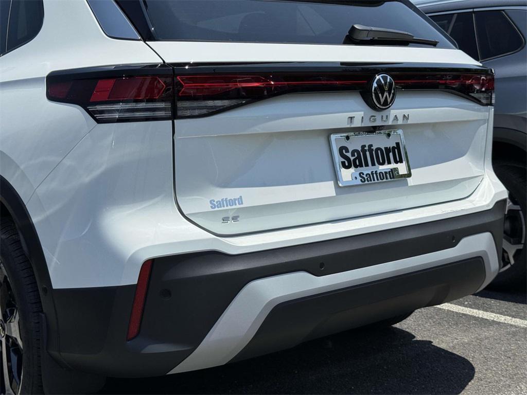 new 2025 Volkswagen Tiguan car, priced at $34,076