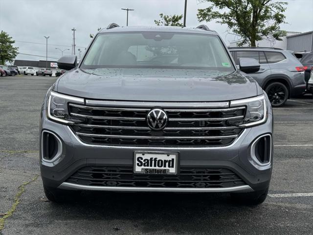 new 2025 Volkswagen Atlas car, priced at $45,461