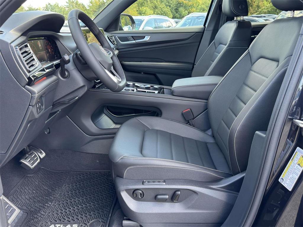 new 2026 Volkswagen Atlas Cross Sport car, priced at $53,233