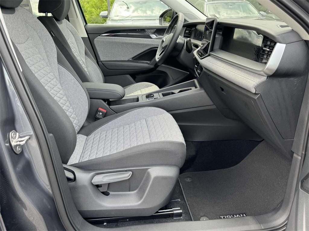 new 2025 Volkswagen Tiguan car, priced at $30,766