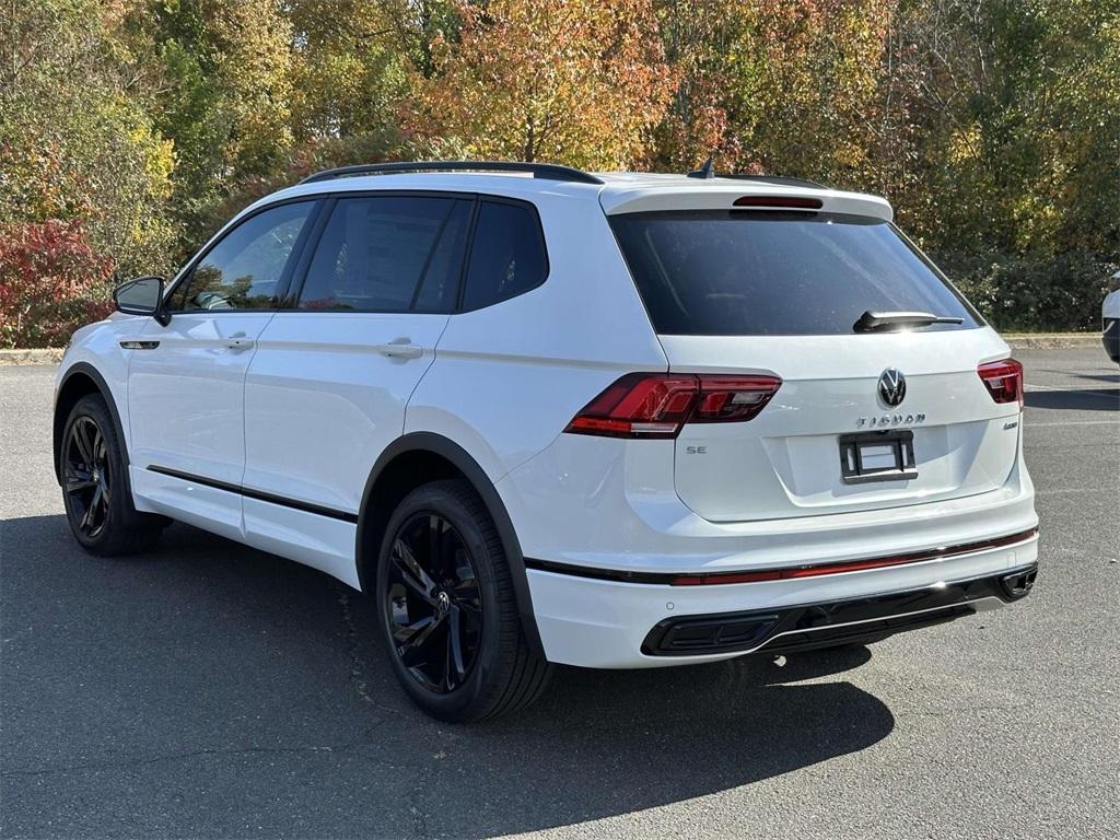 new 2024 Volkswagen Tiguan car, priced at $38,006