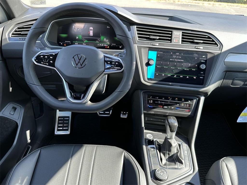 new 2024 Volkswagen Tiguan car, priced at $38,006