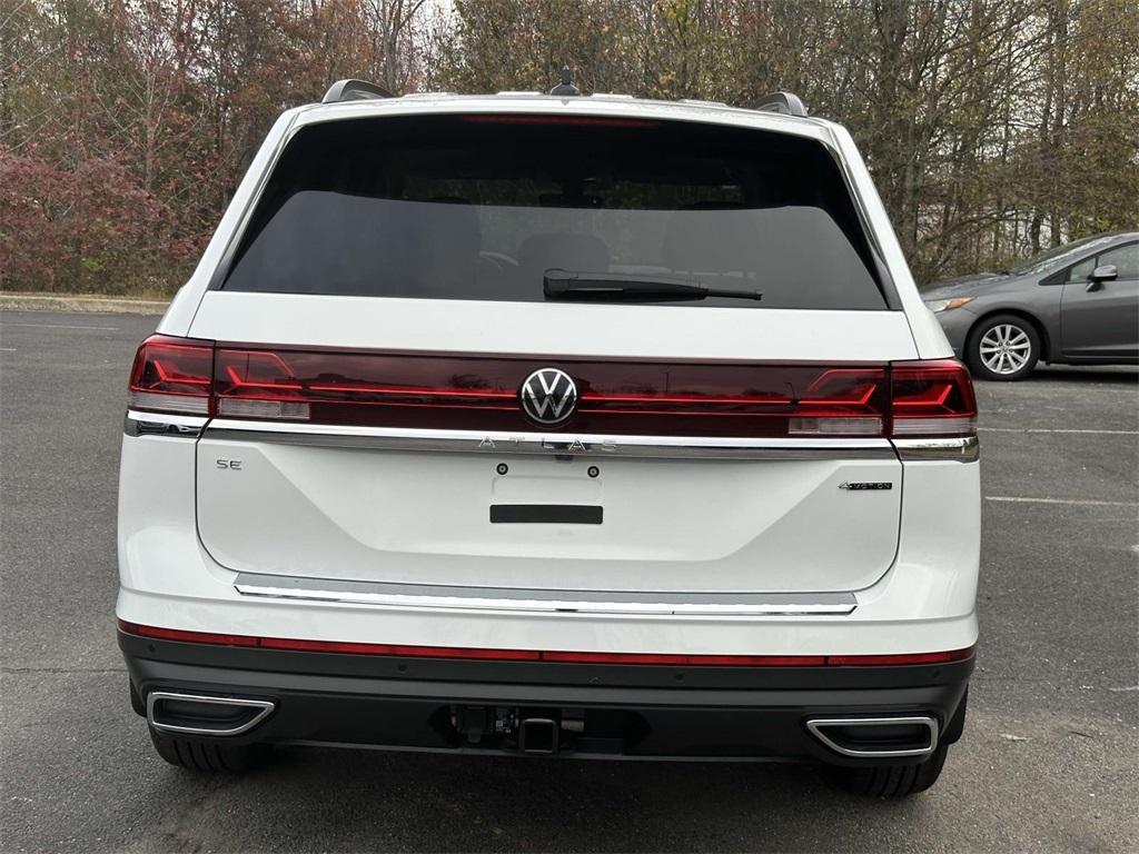 new 2025 Volkswagen Atlas car, priced at $47,260