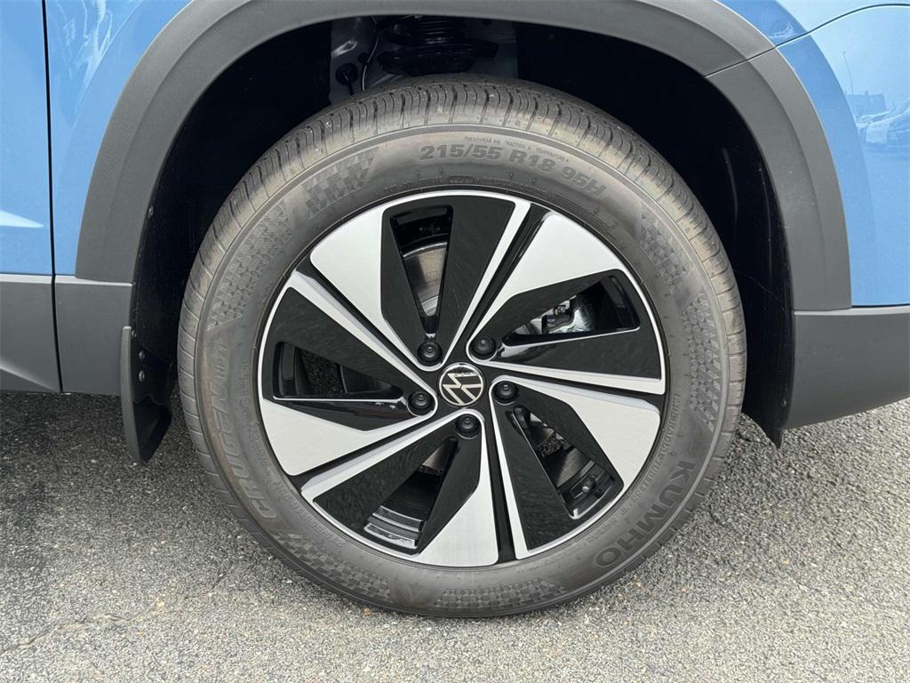 new 2025 Volkswagen Taos car, priced at $31,416