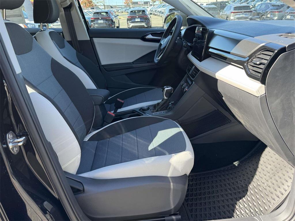 new 2025 Volkswagen Taos car, priced at $27,021